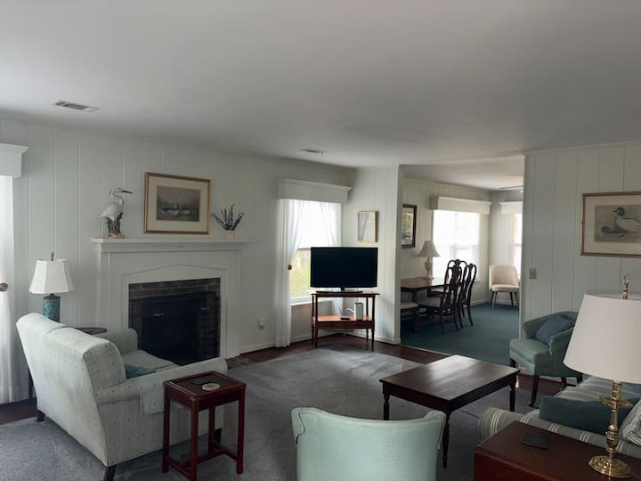 Southern Comfort: True Charm Of The Lowcountry - ビューフォート, SC