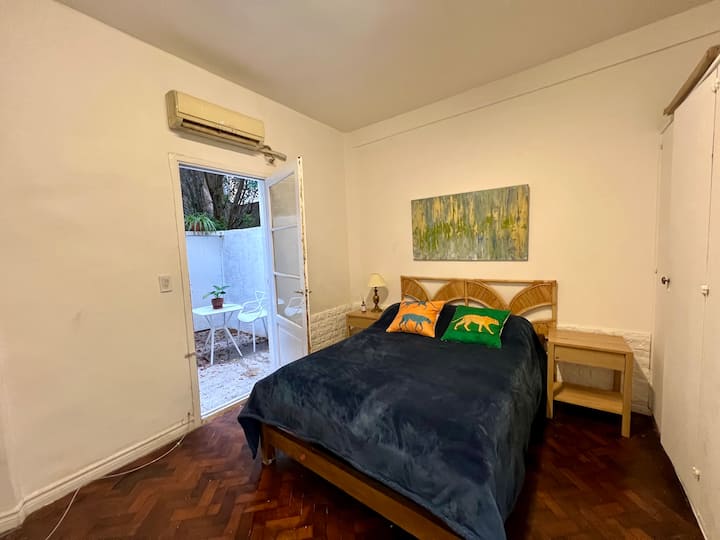 Двухкомнатная квартира с мебелью в San Telmo