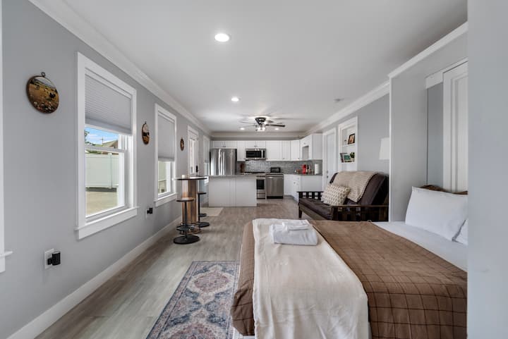 Petite Retreat At Harpers Ferry - Harpers Ferry, WV