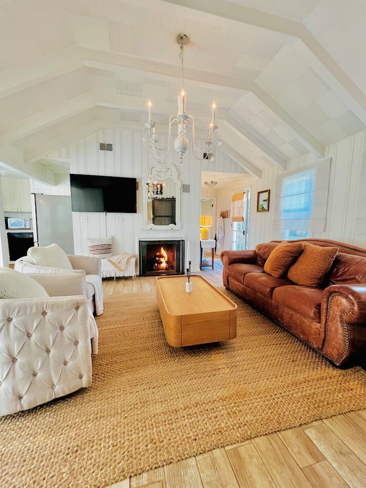 Windmere Guest Cottage - Grand Rapids, MI