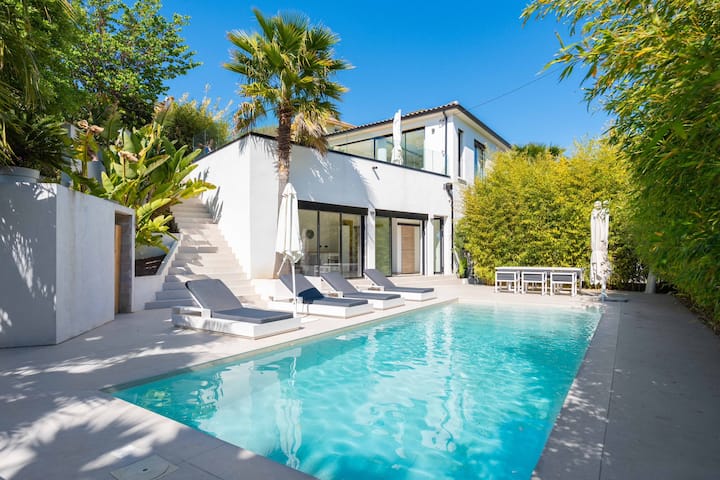 Villa D'architecte Avec Piscine à Marseille - Marseille