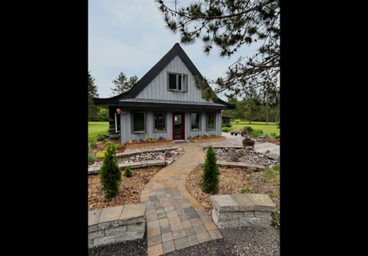 Cottage Style Log Cabin Minutes From The City - 오타와