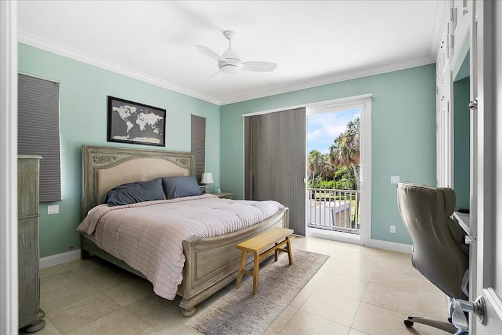Guest house master bedroom