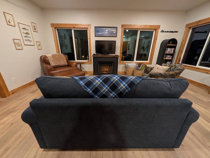 Lower Lewis Lodge At Wallowa Lake - Wallowa Lake, OR