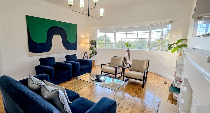 Comeback On Coleman: Sunlit Art Deco Wagga Home - Wagga Wagga