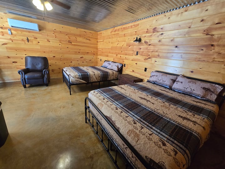 Fisherman's Cabin #1 - Pine Creek Lake, OK