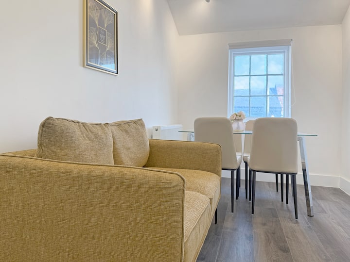 The Mk Prestige Apartment | Aylesbury | 2bdr - Milton Keynes