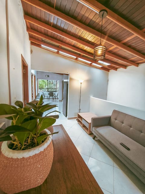 Top performing Airbnb: Spacious Apartment in Manrique Central in Manrique