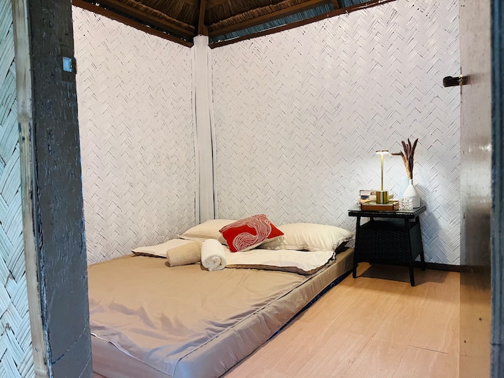 Coron Cozy Nature Hut - Coron