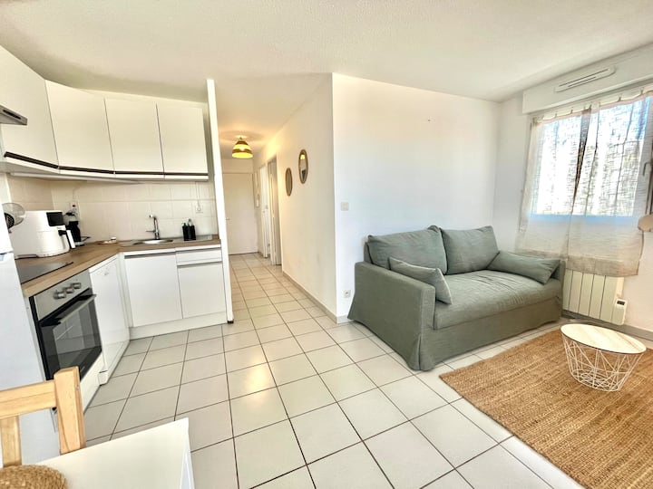 T2 Cabine 4 Personnes - Piscine- Proche Mer - Clim - La Grande-Motte