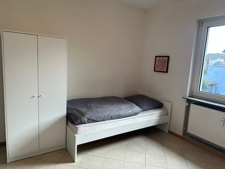 Gesamte Wohnung In Eppelheim, 6-11 Personen - Heidelberg