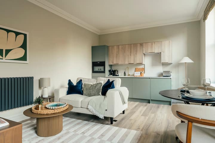 Boutique Interior Designed One Bed Apartment - Knaresborough