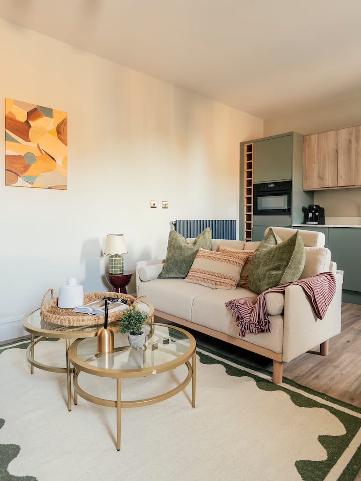 Beautiful And Central Harrogate One Bed Apartment - Knaresborough