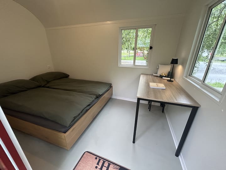 Zirkuswagen Hideaway "Lattüechji" Für 2 - スイス