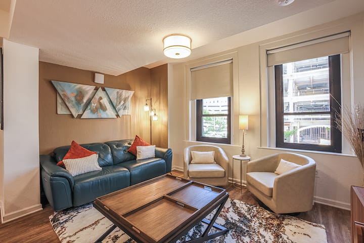 Cozy Downtown Retreat | Walkable - Columbia, SC