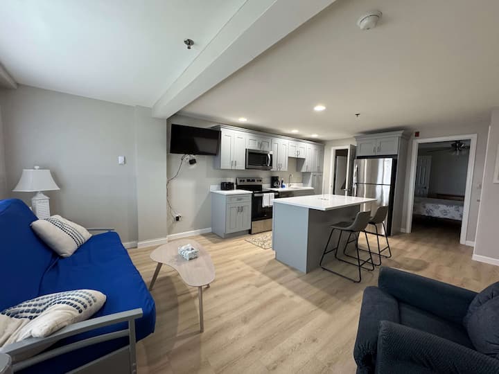 Ocean Air Suites 300 Feet From Beach, Strip - Hampton Beach, NH
