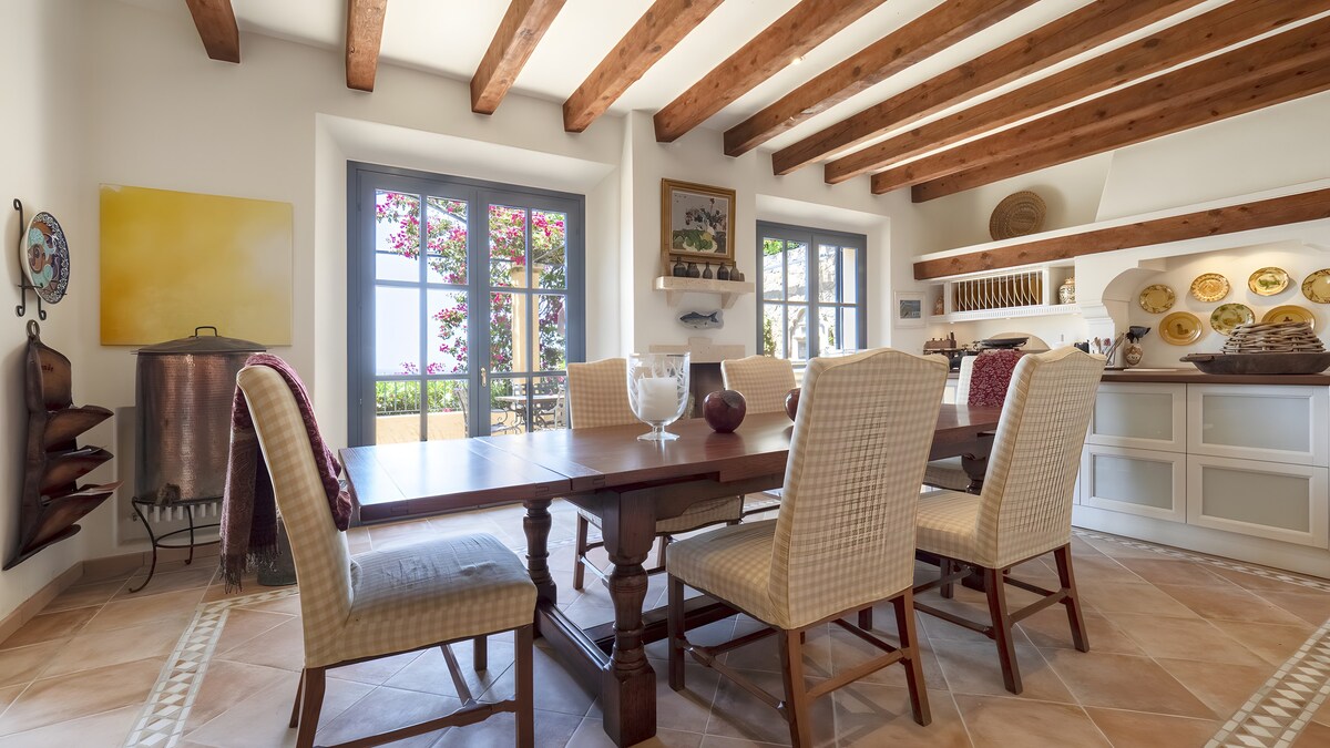 Fabulous Views At Cala Llamp 5