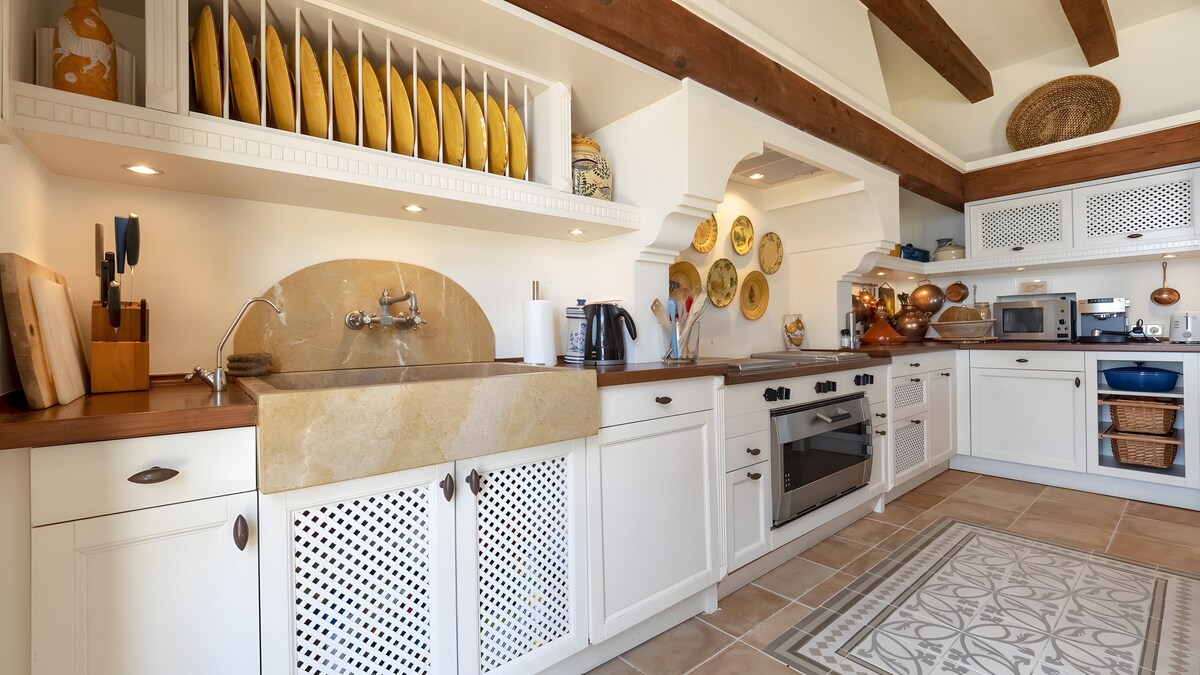 Fabulous Views At Cala Llamp 3