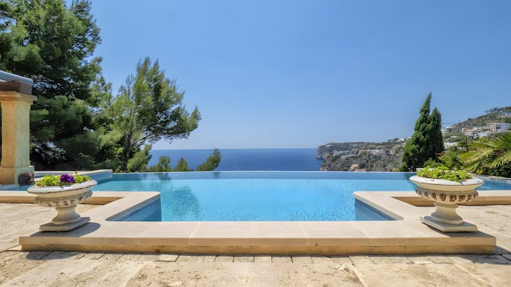 Fabulous Views At Cala Llamp - Peguera
