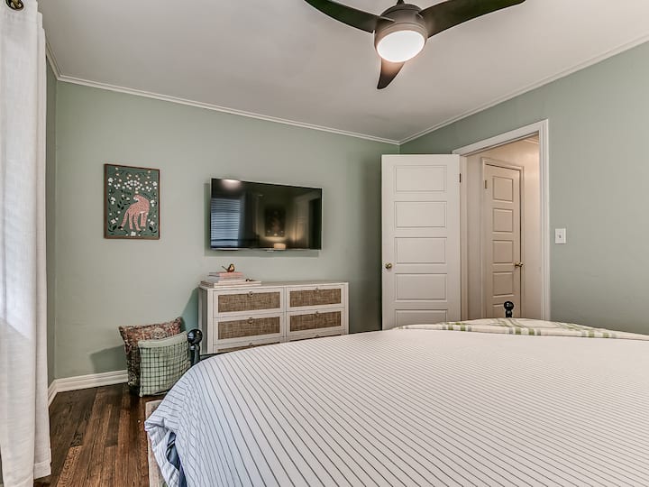 2245 NW 54th St-59