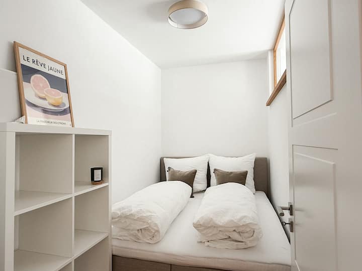 Schlafzimmer 2