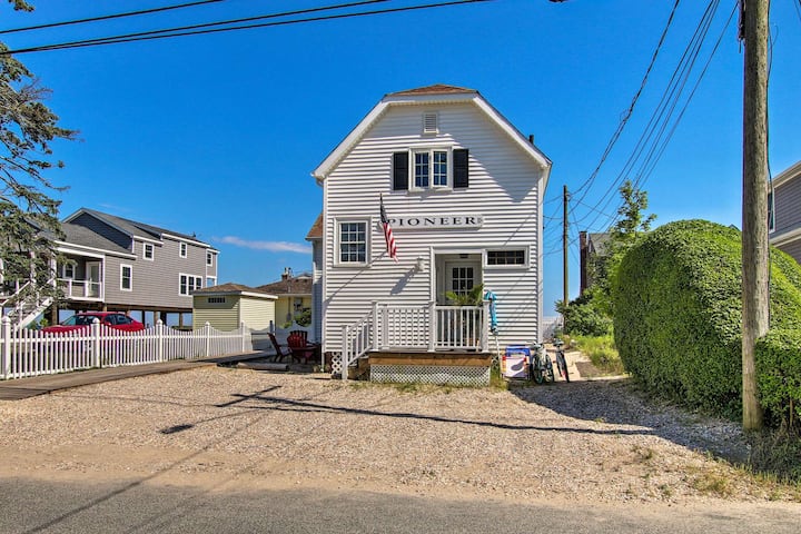 Summer Escape Awaits! 3br Cottage In Hawk's Nest - Old Lyme, CT