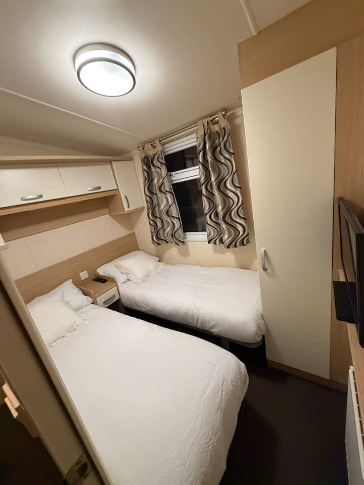 Devon Cliffs Static Caravan Getaway - Budleigh Salterton