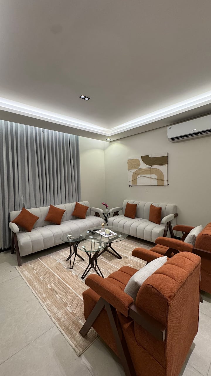 Cozy 2br Apt | Smart Tv | Self Check-in - Riad