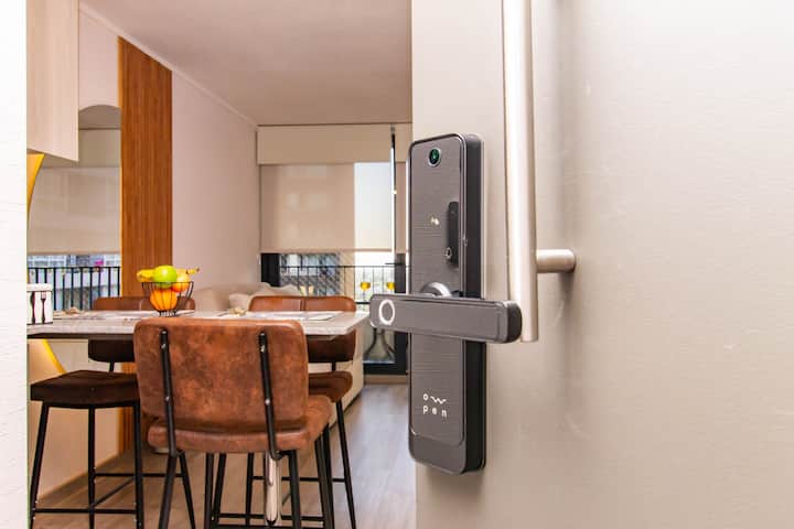 Great Location! Near Downtown & Metro Station - 智利
