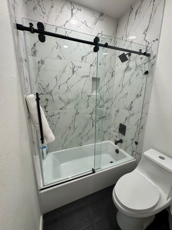 Lofts At Arlington - Unit 4 - Arlington, TX