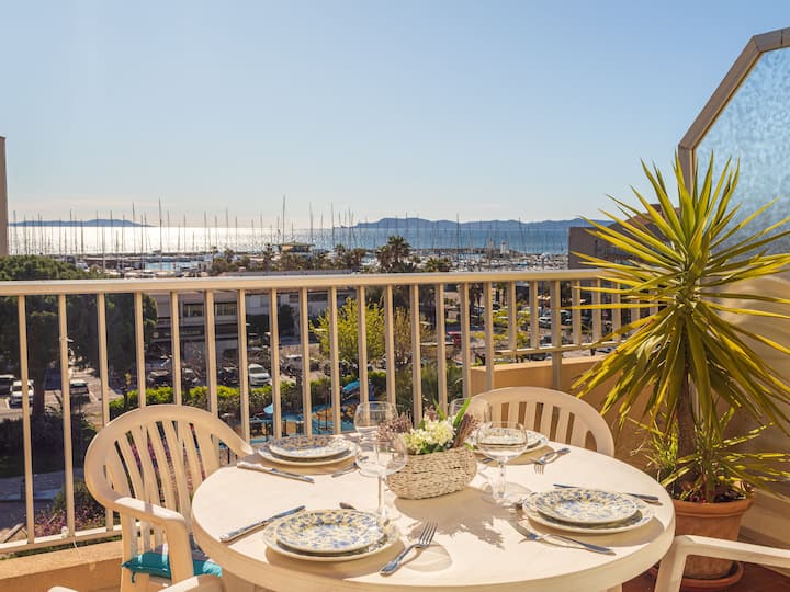 Port De La Gavine By Interhome - Hyères