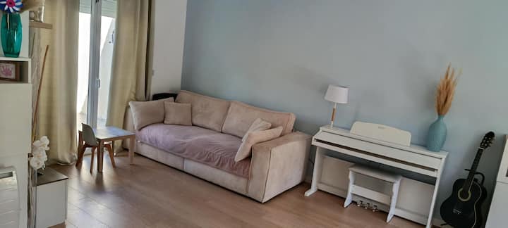 Maison Familiale, Dans Résidence Avec Piscine. - Béziers