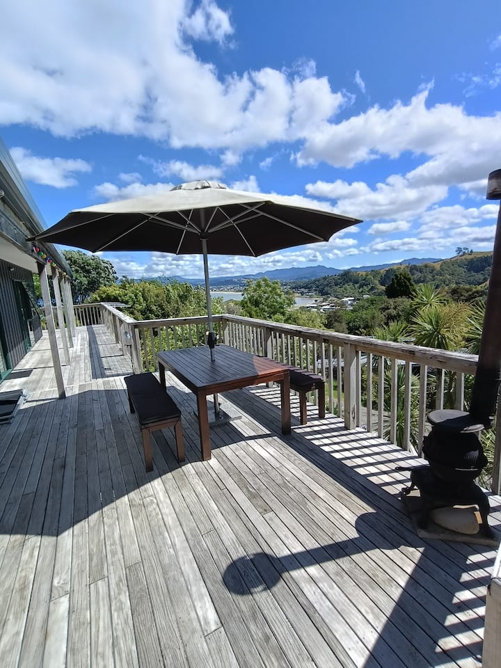 Hosts On The Coast Pohutukawa Perch - Whitianga