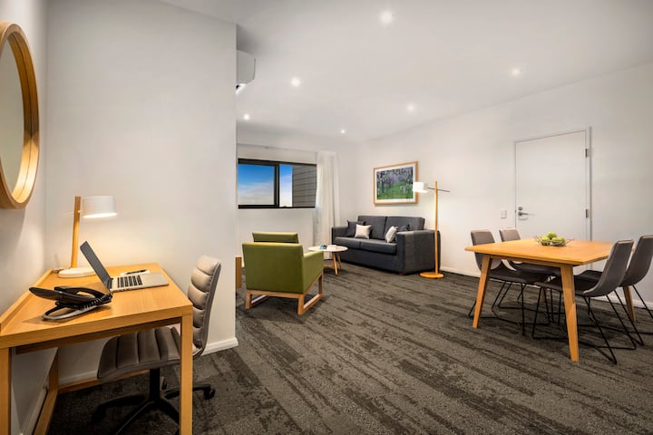 Three Bedroom Apartment - Blacktown