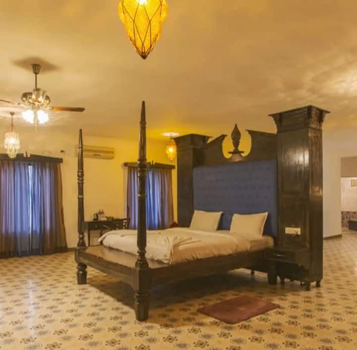 Bedroom 5 image 1