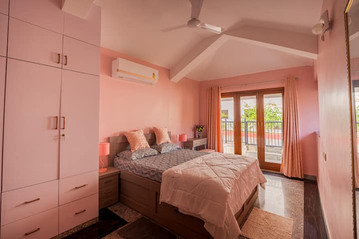 Bedroom 1 image 1