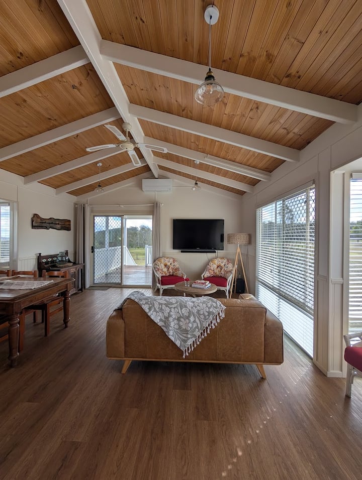 The Long Table Cottage - Toowoomba