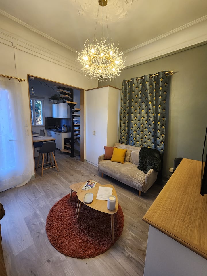 "Le Petit Montmartre"
Studio Chic - Nîmes Centre - Nimes