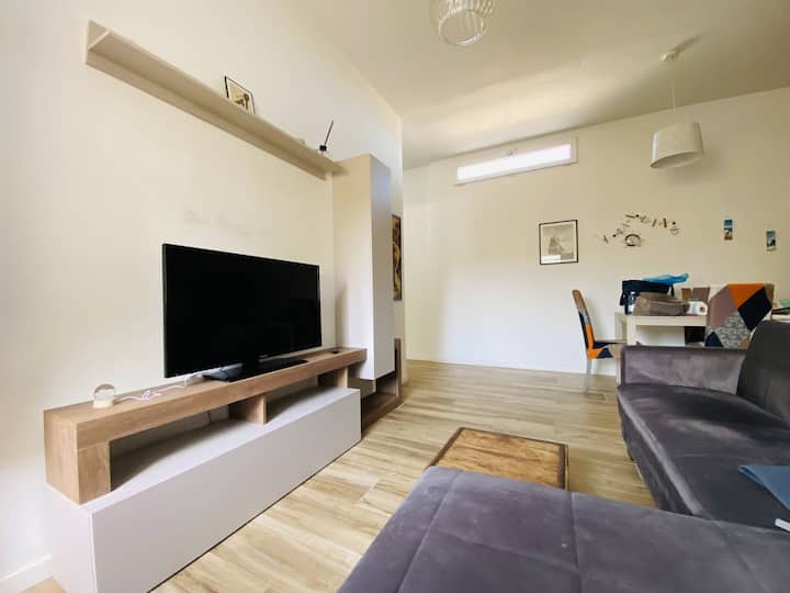 Skycity Livorno - Attico Con Due Camere - Livorno
