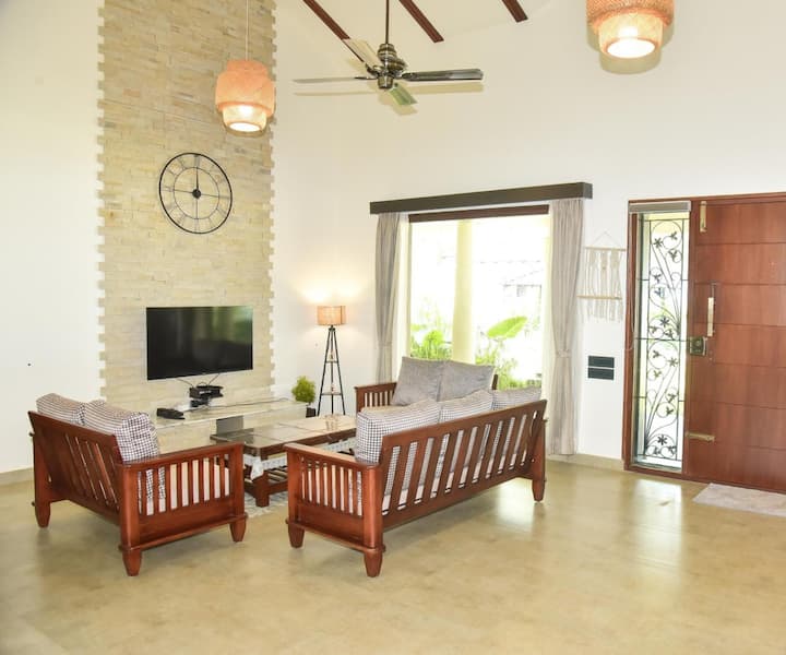 Luxurious Exclusive Homestay With Pool Chikmagalur - Chikmagalur