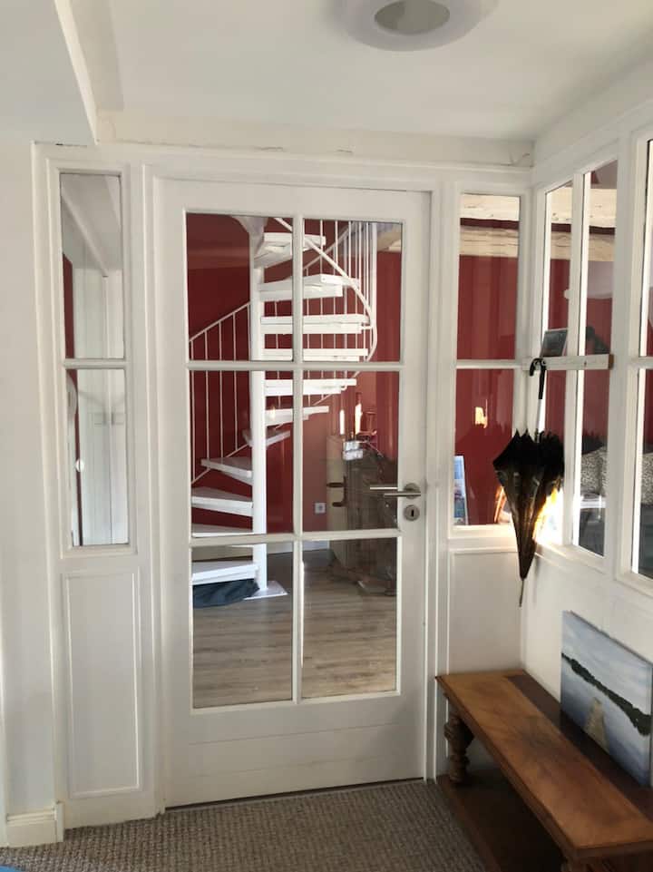 Studio üBer 2 Ebenen In Bestlage An Der Obertrave! - 呂貝克