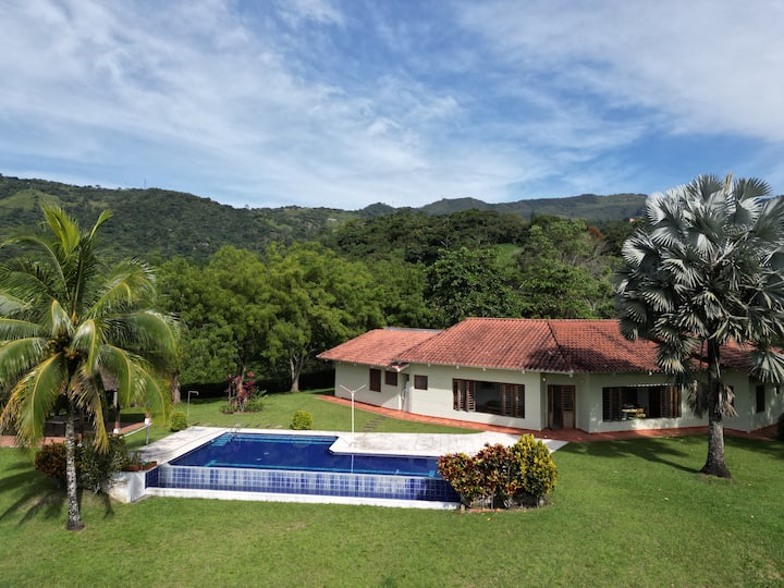 Comfortable Countryside Home 90 Mins From Bogotá - Villeta