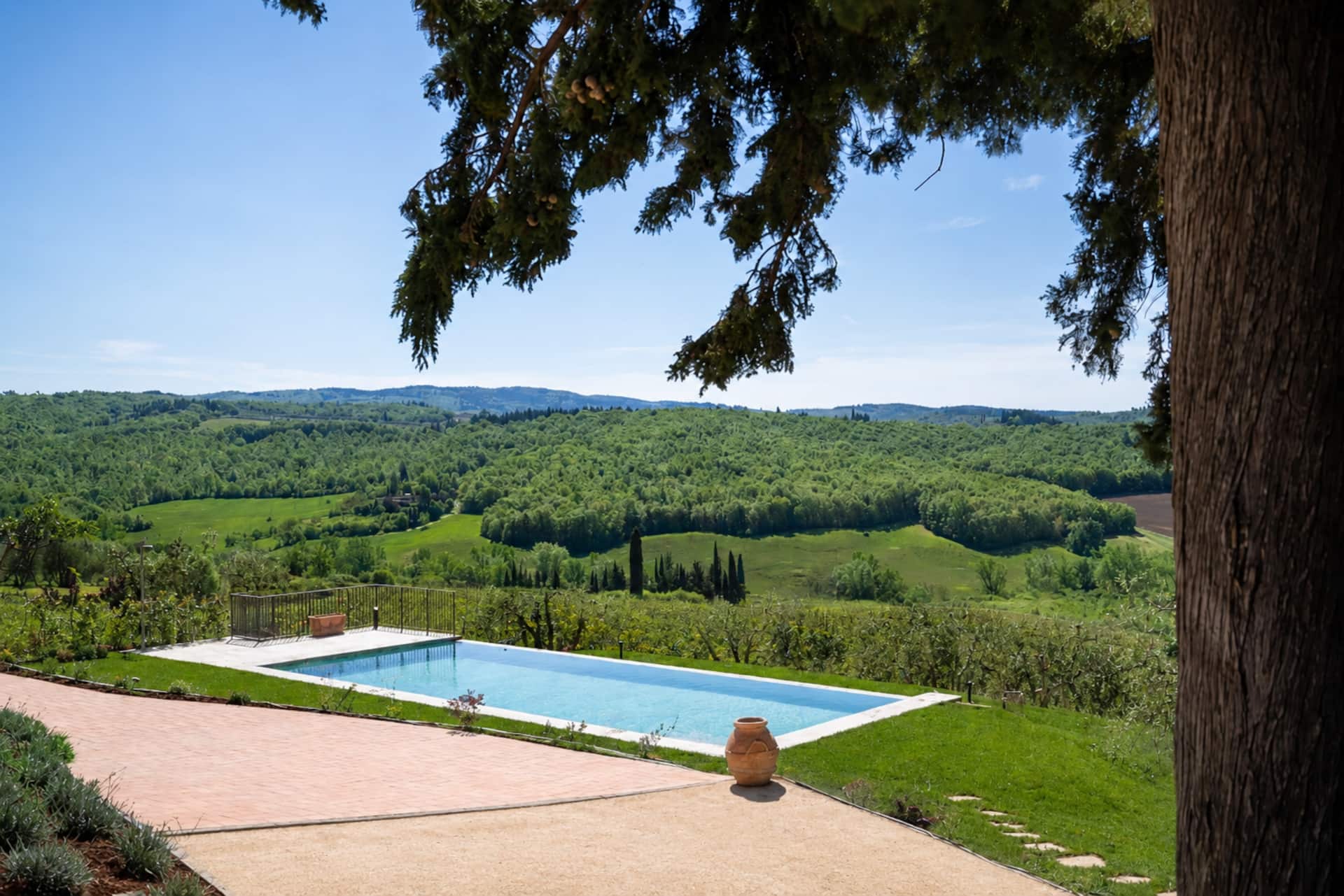 Exclusive villa with pool in Chianti Classico — photo 5