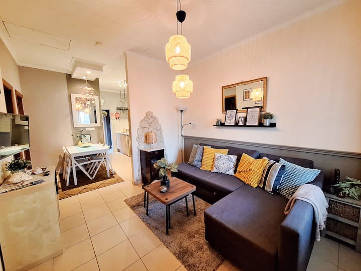 2 Bedroom Lagos 
Townhouse With Inner Courtyard - Lagos