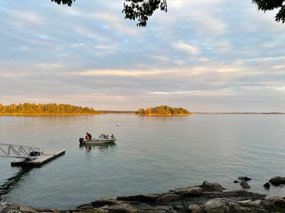 Mermaid's Chair on Casco Bay, Freeport, Maine, United States, photo 4 of 10