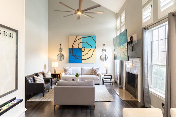 Stay At Golden Hour | Pool + Hot Tub | Sleeps 10+ - Coppell, Teksas, TX