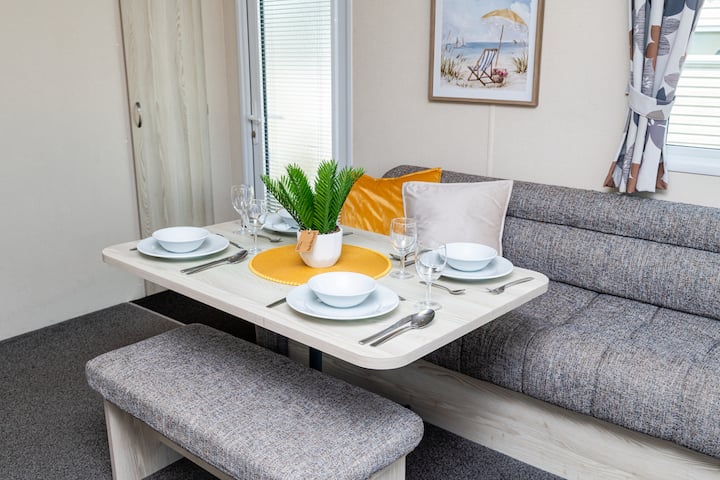 Shoreline Escape 2, 3‑bed At Seton Sands, Sleeps 7 - North Berwick