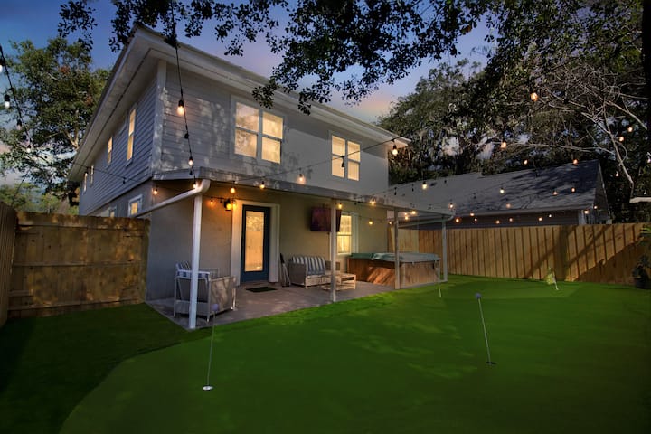 Coastal Clubhouse | Hot Tub & Game Room - Sea Island, GA