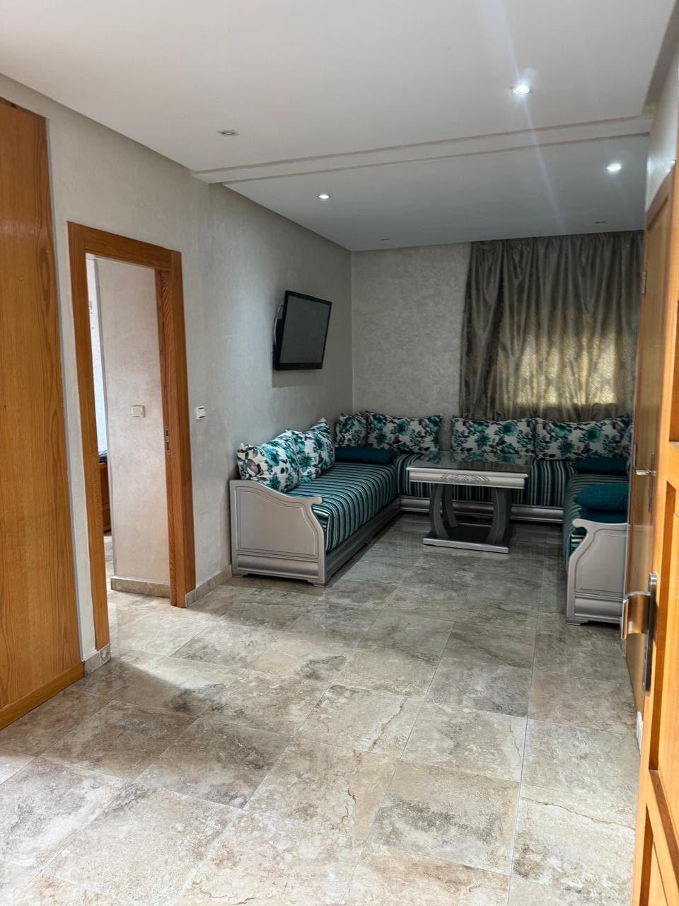 Rental unit in Casablanca  New  1 bedroom  2 beds  1 bathroom - image 4