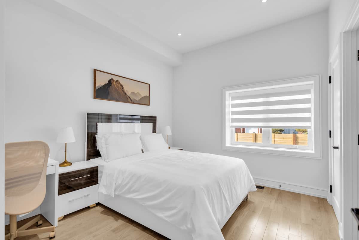 Shared living room for guests in a Mississauga rental